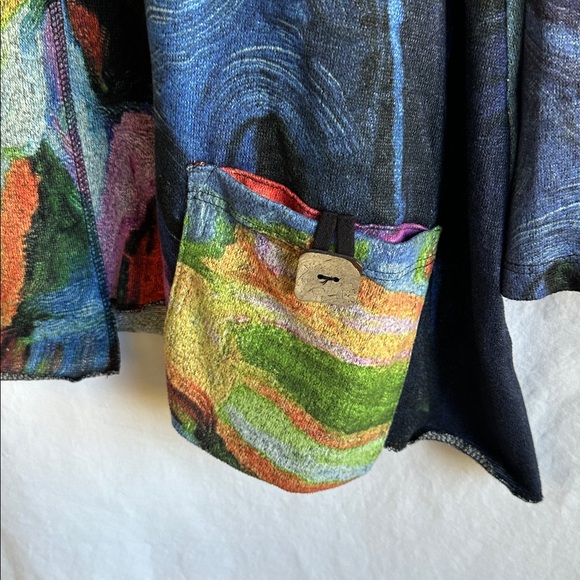 Jess & Jane Layla tunic top with patch pocket, abstract artistic design, size L - Picture 7 of 8
